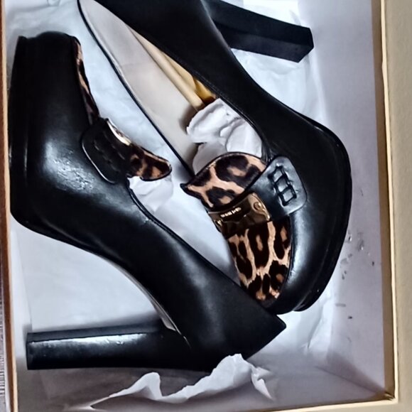 Michael Kors Heels - Picture 7 of 9